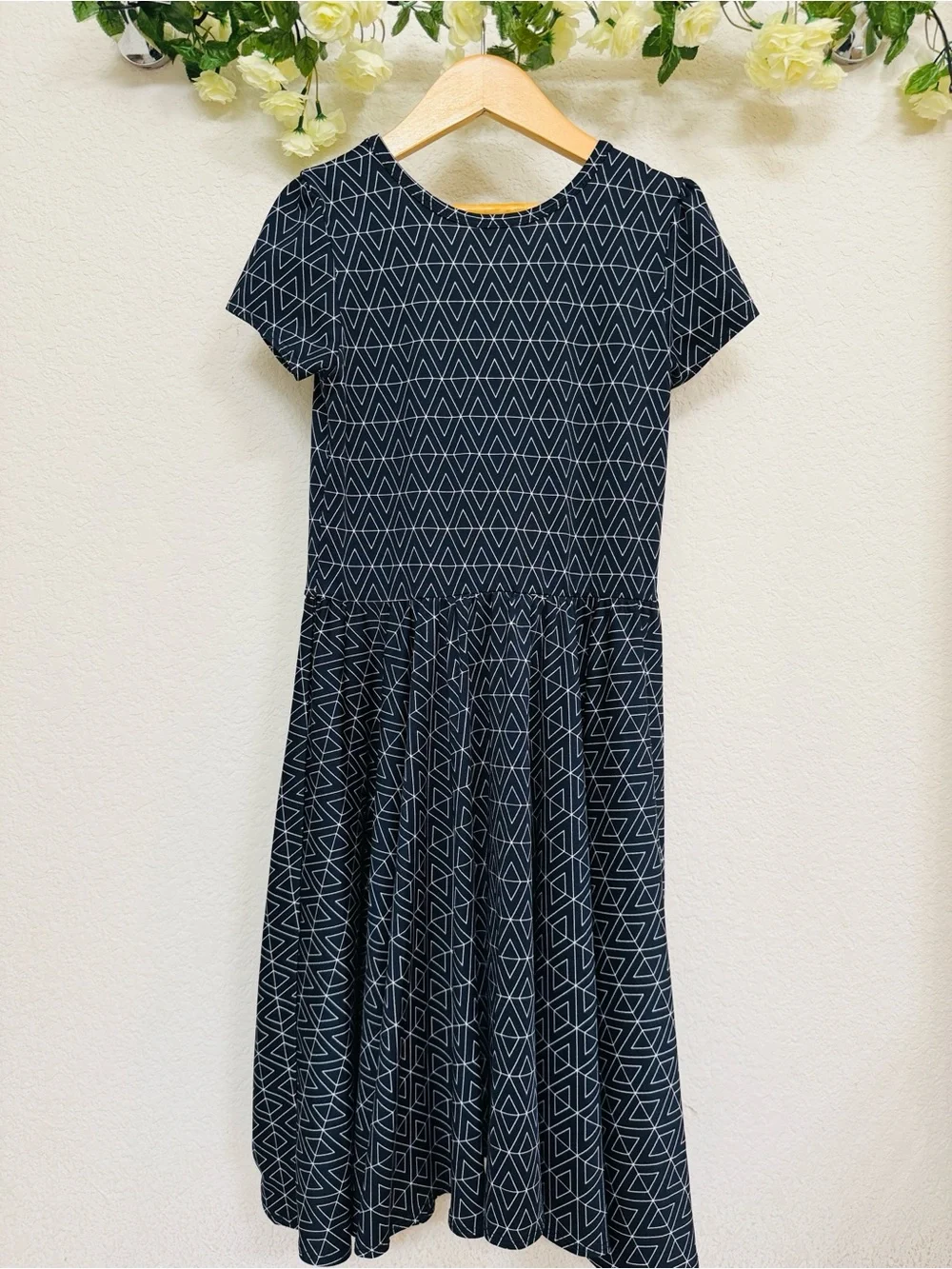Dot Dot Smile • Girls Geometric Short-Sleeve Dress